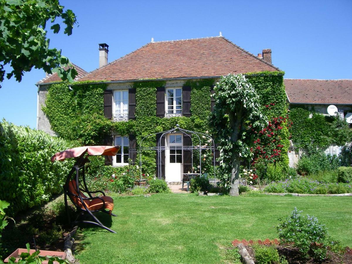 La Ferme Le Merger Bed & Breakfast La Ferté-Gaucher Dış mekan fotoğraf